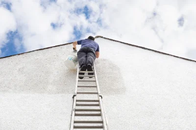 Peinture extérieure à la Loge-aux-Chèvres — façades et ravalement